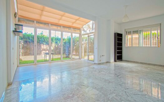 Planta baja en Venta – Tomares, Santa Eufemia